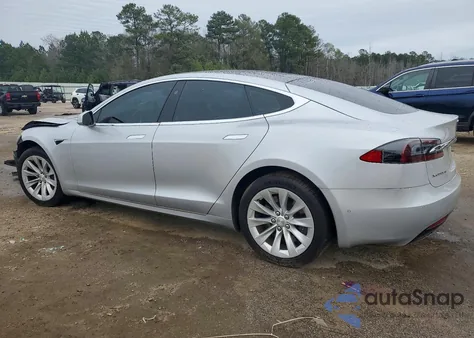 2017 Tesla Model S из США, поврежденный, VIN 5YJSA1E1XHF186205